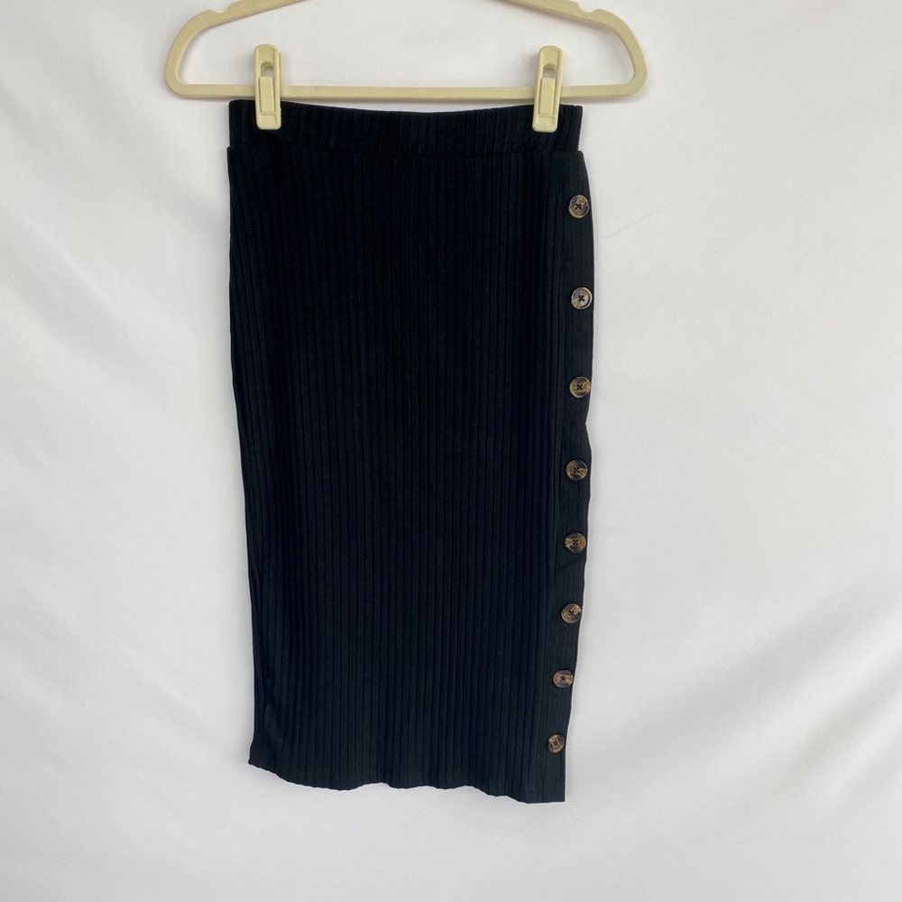 🎉HP 🎉 Black Button Up Midi Skirt - Picture 2 of 5